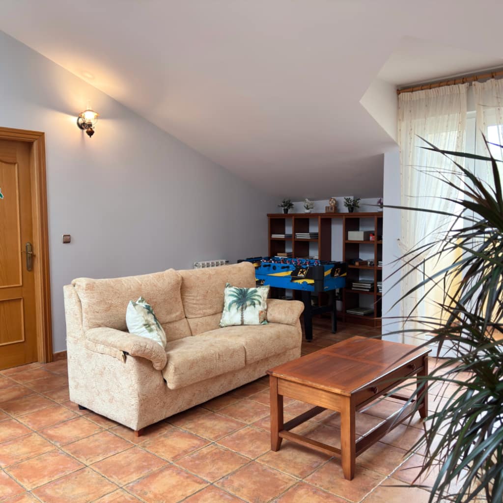 Indate Berri goiko egon gela